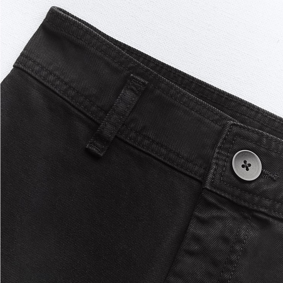 🍁 Fall Style Bundle 🍁 Jeans, Sweater & Sneaker Bundle, perfect for the season! - Picture 13 of 16